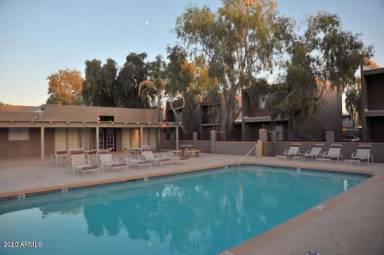 Main picture of 2808 E Le Marche Ave