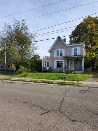 Main picture of 401 Franklin St