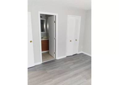 Main picture of 3033 Clifton Ave