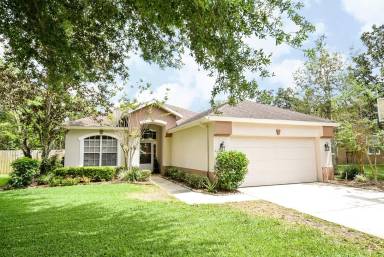 Main picture of 400 Suncrest Ct