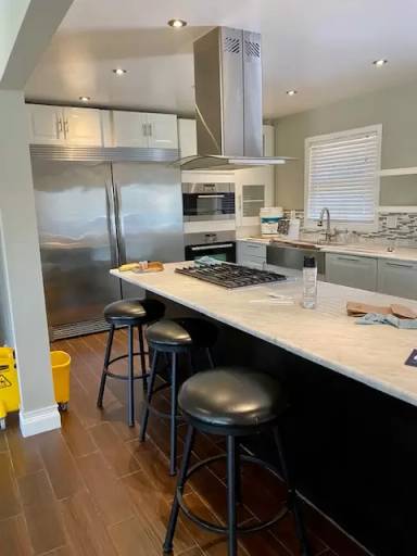 Main picture of 865 Buffalo Ave