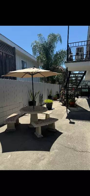 Main picture of 4636 4th St