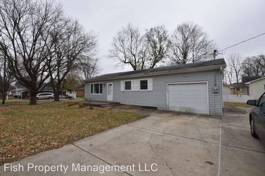 Main picture of 715 W Seventh St
