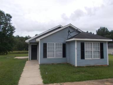 Main picture of 30 Gracewood Cir