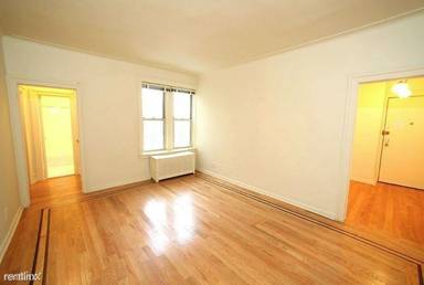 Main picture of 2815 Coyle St