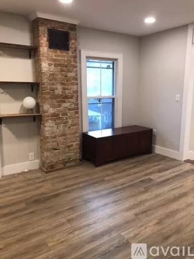 Main picture of 108 Sears St