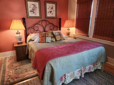 Main picture of 204 E 3rd Ave