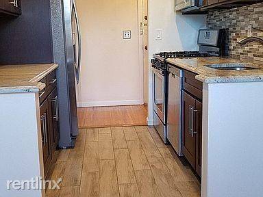 Main picture of 602 Grove St