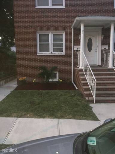 Main picture of 84 W Allen St