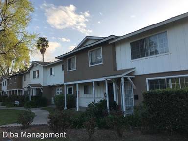 Main picture of 682 E Lee Pl
