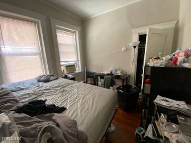 Main picture of 883 Huntington Ave
