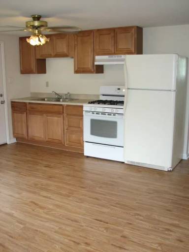 Main picture of 2703 E Walnut St