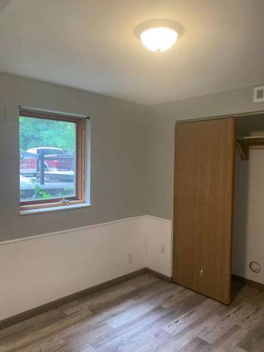 Main picture of 195 E 16th Ave