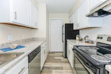 Main picture of Northwoods Apartments