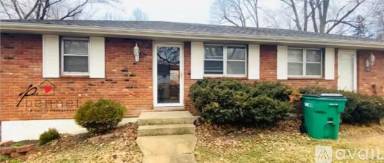 Main picture of 1138 S Glenwood Ave