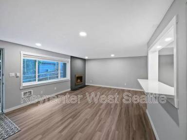 Main picture of 8364 Loyal Way NW