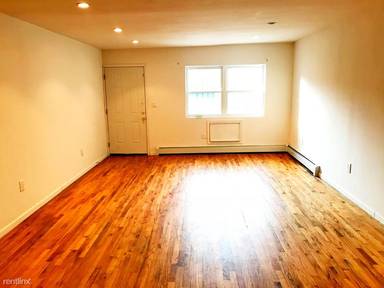 Main picture of 2307 Pacific St