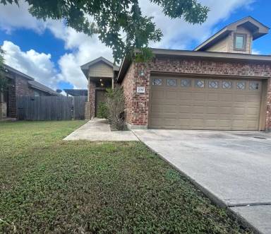 Main picture of 293 Rosalie Dr