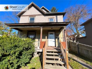 Main picture of 208 W Oakland Ave
