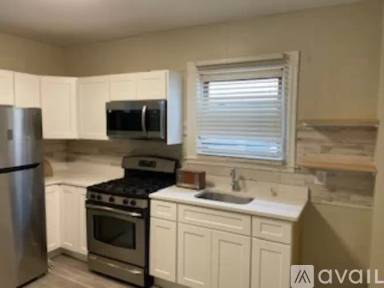 Main picture of 459 Hollister Ave