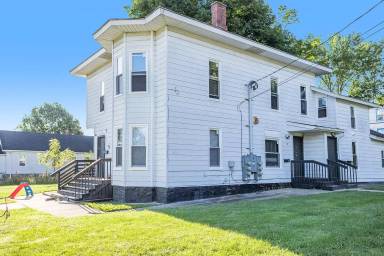 Main picture of 75 Fountain St W