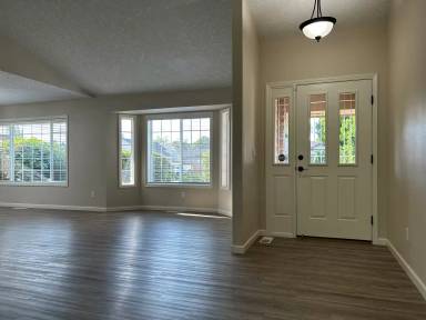 Main picture of 1026 Glazemeadow St NE