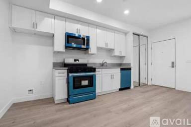 Main picture of 8444 Columbus Ave