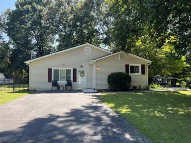 Main picture of 2616 Austin Village Blvd
