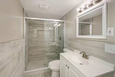 Main picture of 2833 Shady Oak Ln