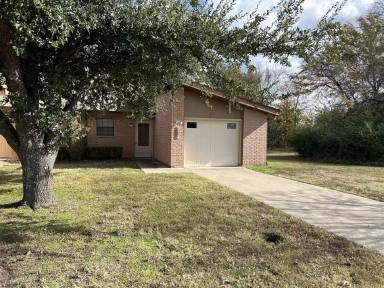 Main picture of 3010 Charlinda St