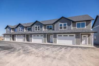 Main picture of 2298 Deerfield Ln