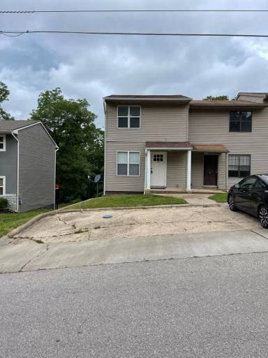 Main picture of 136 Vickie Lynn Ln