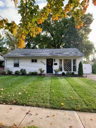 Main picture of 3973 Mantell Ave