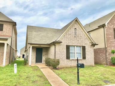Main picture of 7894 Rushmeade Cir N