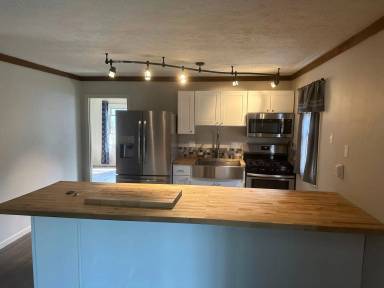 Main picture of 817 Kent Ave