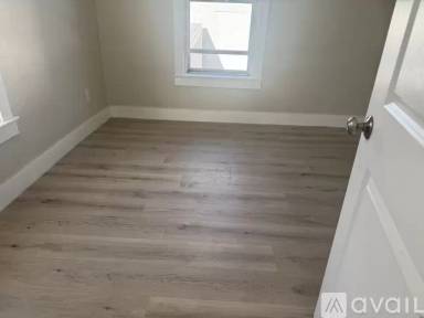 Main picture of 66 Orchard St