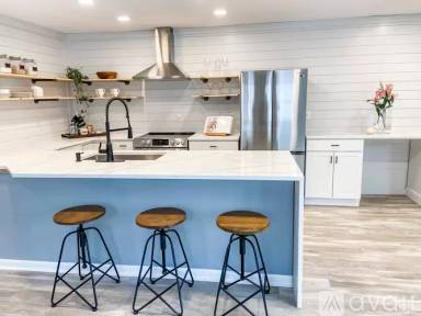 Main picture of 8309 Hewlet Dr