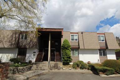 Main picture of 1716 N Pettet Dr