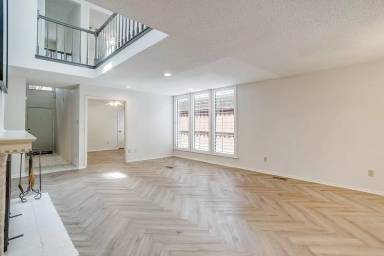 Main picture of 5605 Collinwood Ave