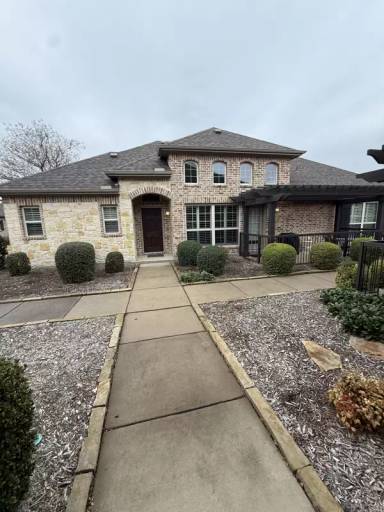 Main picture of 5683 Hummingbird Ln