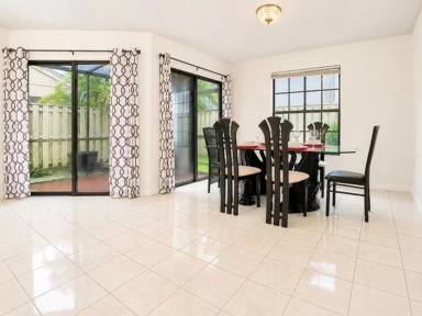 Main picture of 1710 Shoreside Cir