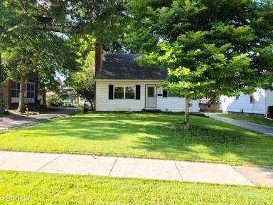 Main picture of 262 Granada Ave