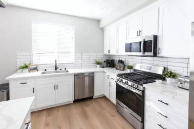 Main picture of 5841 Del Campo Ln