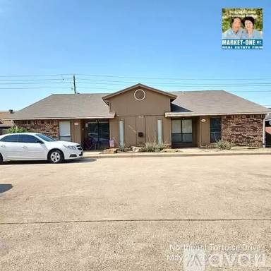 Main picture of 912 NE Tortoise Dr