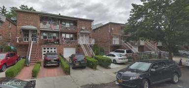 Main picture of 1241 E 69th St