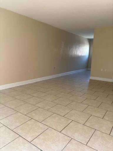 Main picture of 420 E Park Ave