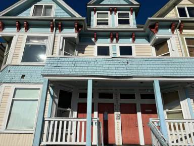 Main picture of 905 S 9th St