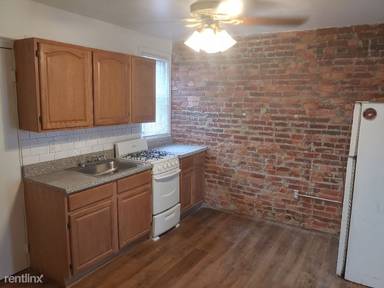 Main picture of 3055 Richmond St