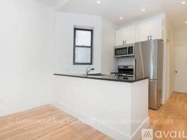 Main picture of 234 East 83rd St