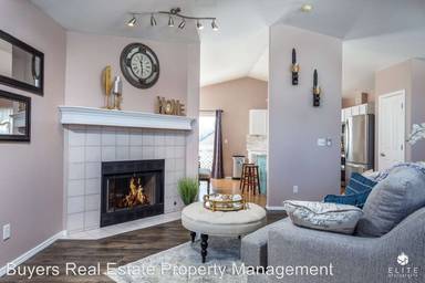 Main picture of 8340 Berry Patch Dr